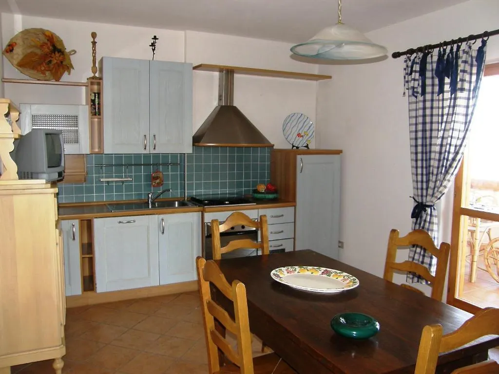 Appartamenti Ideal Isola Rossa Aparthotel