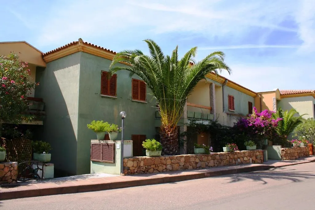 **** Aparthotel Appartamenti Ideal Isola Rossa Italia