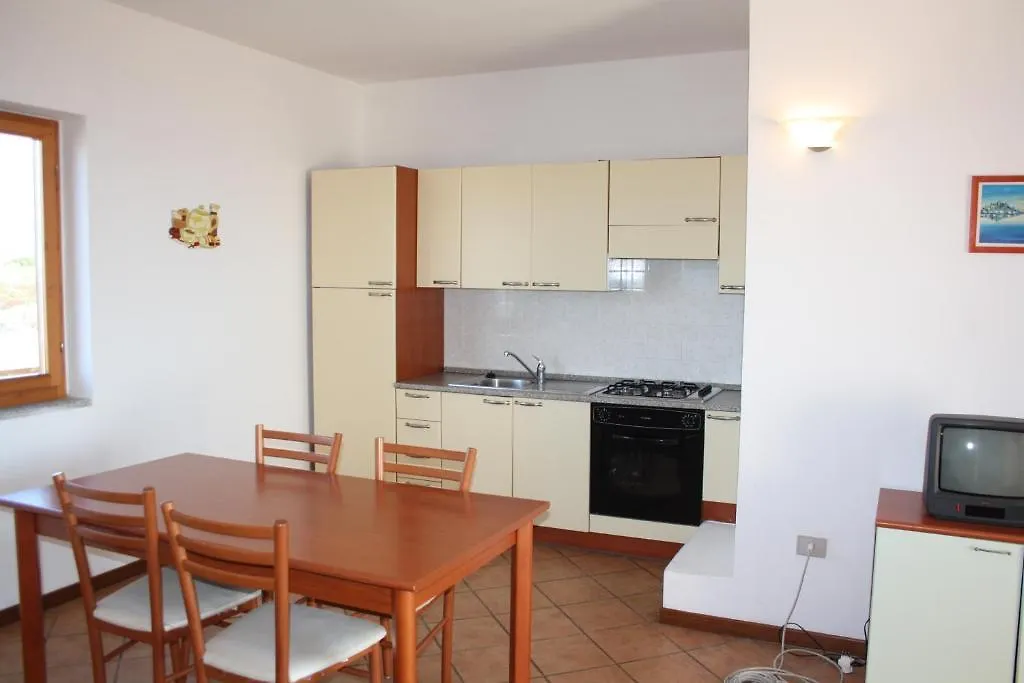 Appartamenti Ideal Isola Rossa Aparthotel