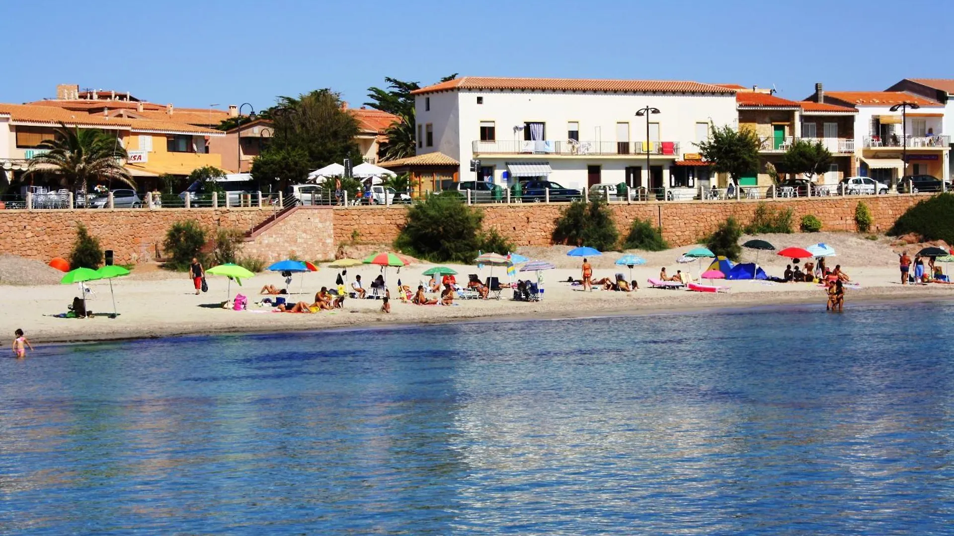 Appartamenti Ideal Isola Rossa Aparthotel
