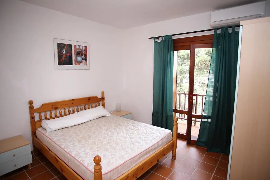 **** Aparthotel Appartamenti Ideal Isola Rossa Italia