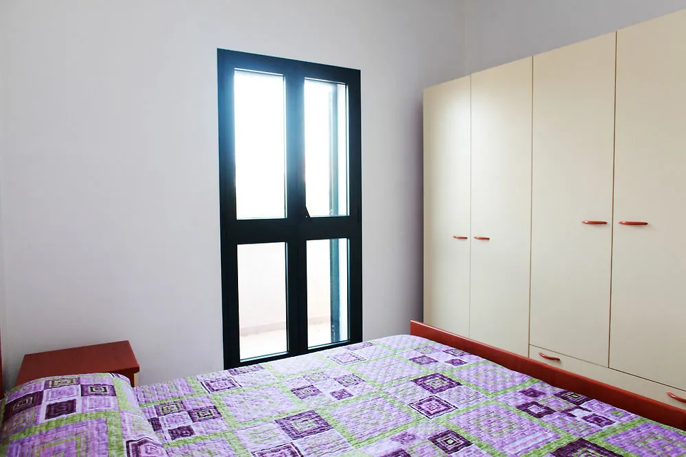 Aparthotel Appartamenti Ideal Isola Rossa