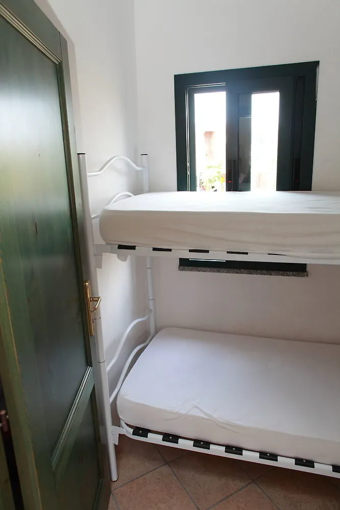 Appartamenti Ideal Isola Rossa Aparthotel