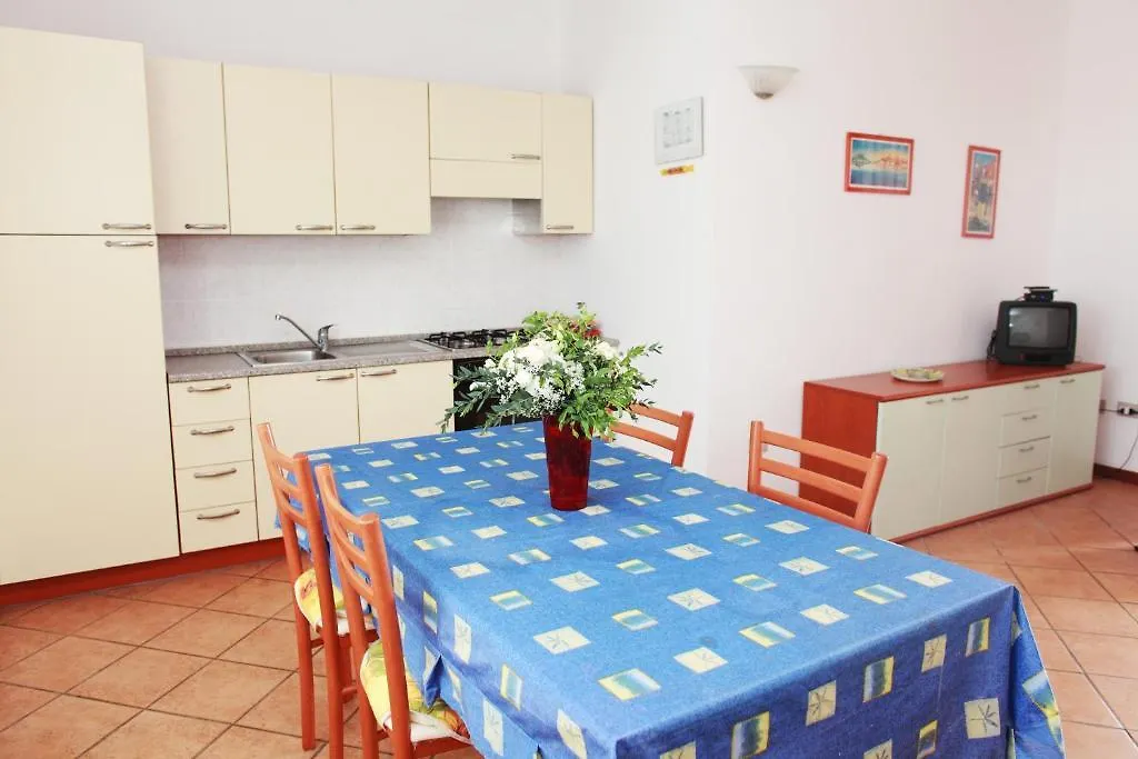 Appartamenti Ideal Isola Rossa Italia